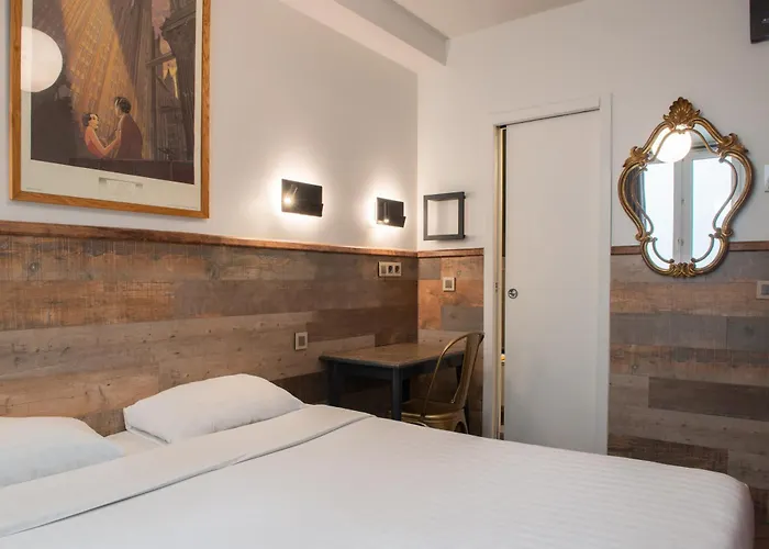 De Roubaix Otel Paris