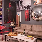 De Roubaix Hotel 2*