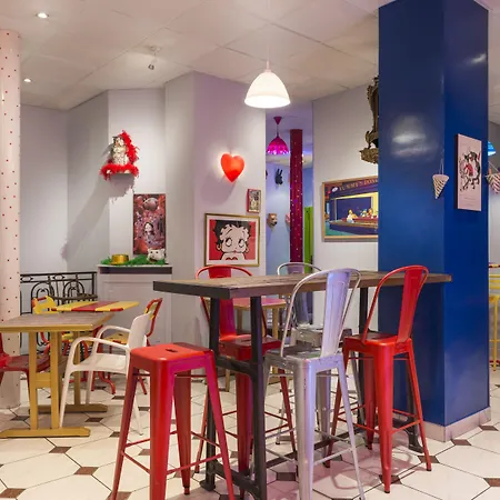 Hotel De Roubaix 2*