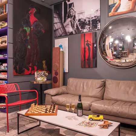 De Roubaix Hotel 2*